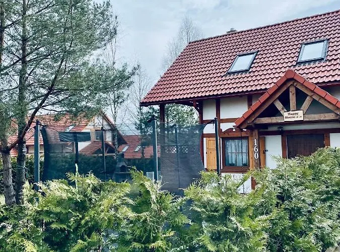 Happy House - Kaszubska Ostoja Semesterbostad *